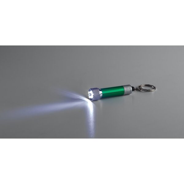 RE-LERGAN. Schlüsselanhänger aus Aluminium (92% recycelt) mit 3-Licht-LED-Taschenlampe – Bild 9